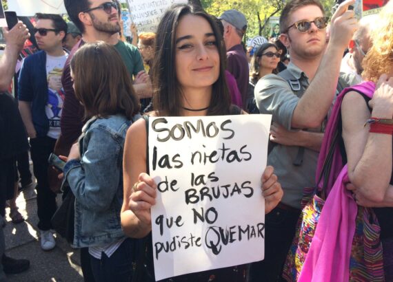 Es hora de que las brujas cuenten sus propias historias.