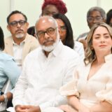 La ministra de la Mujer, Gloria Reyes, y el director de El Nuevo Diario, Persio Maldonado.